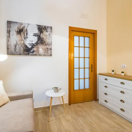 Apartamento Smooth Vibes At Chiaia By Napoliapartments *