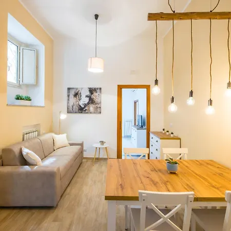 Smooth Vibes At Chiaia By Napoliapartments * Nápoles