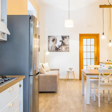 Smooth Vibes At Chiaia By Napoliapartments Apartamento