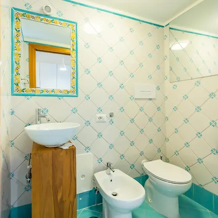 Smooth Vibes At Chiaia By Napoliapartments Apartamento *