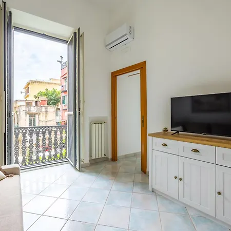 Apartment Smooth Vibes At Chiaia By Napoliapartments