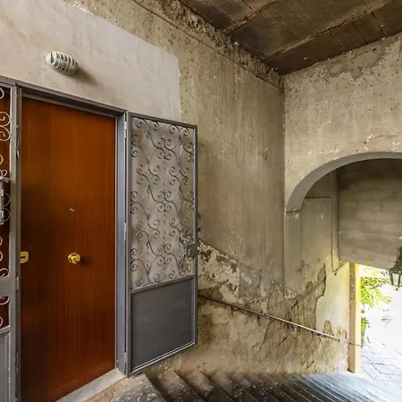 Smooth Vibes At Chiaia By Napoliapartments Apartamento Nápoles