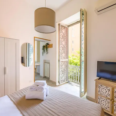 Smooth Vibes At Chiaia By Napoliapartments Apartamento *