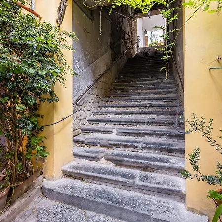 Smooth Vibes At Chiaia By Napoliapartments Apartamento *